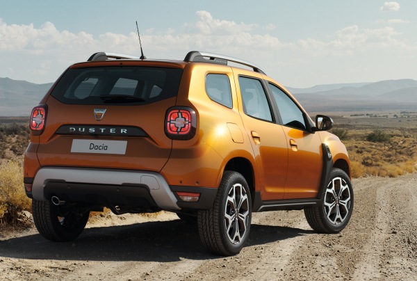 Yeni_Dacia_Duster_2018_arka